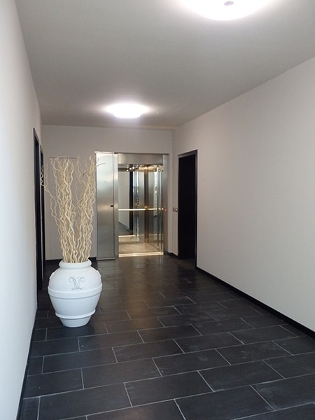 vano-ascensore-interno-ad-ufficio
